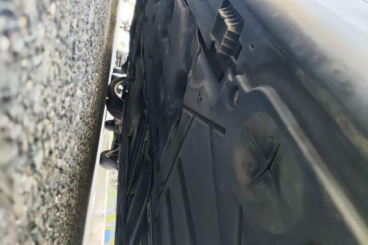 Used MINI 2016 1.5T COOPER Pioneer Edition Five-Door Model Chassis Rear Left