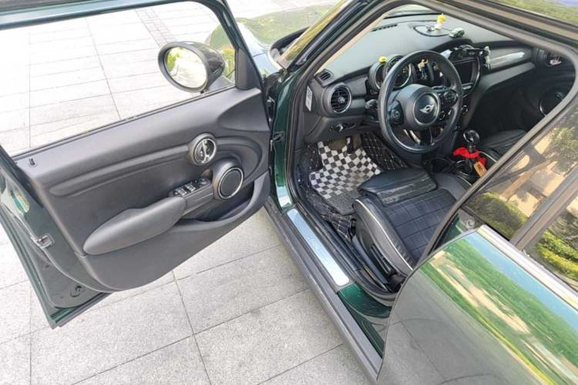 Used MINI 2016 1.5T COOPER Five-Door Edition Driver Seat