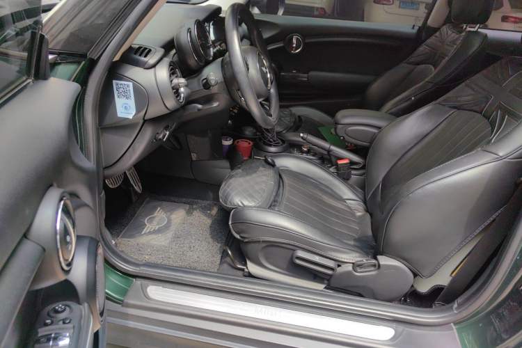 Used MINI 2016 1.5T COOPER Driver Seat