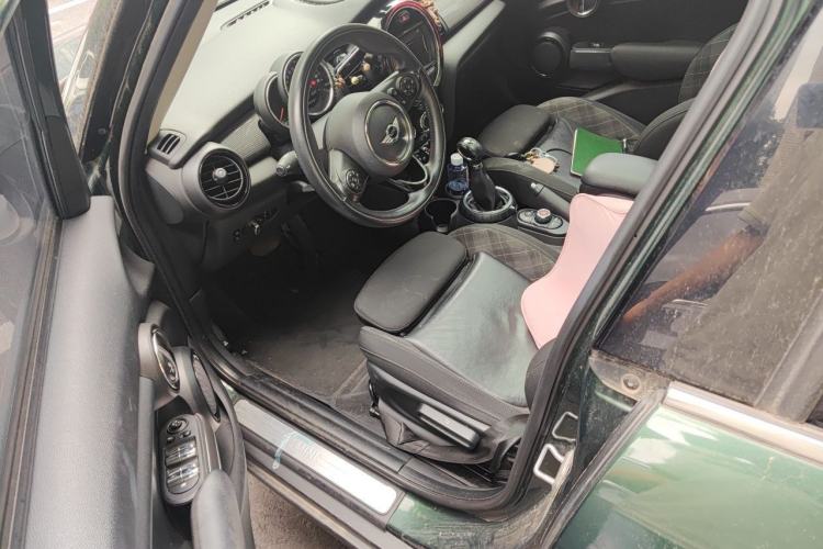 Used MINI 2016 1.5T COOPER Five-Door Edition Driver Seat