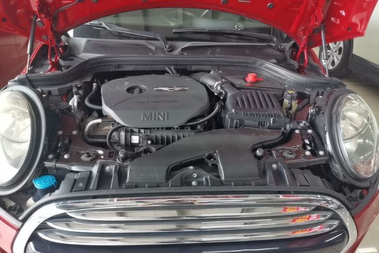 Used MINI 2016 1.5T COOPER Five-Door Edition Engine Bay