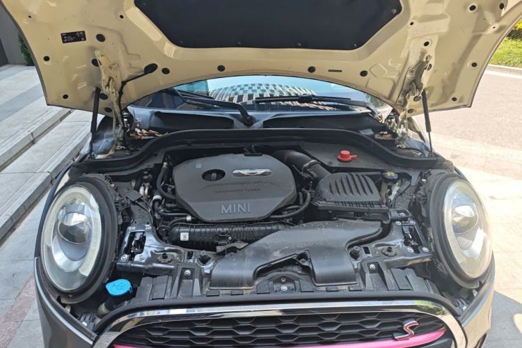 Used MINI 2016 2.0T COOPER S Engine Bay