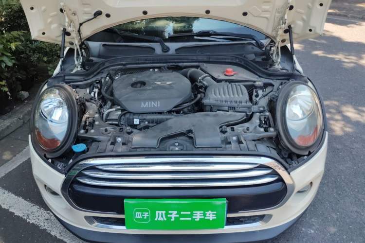 Used MINI 2016 1.5T COOPER Five-Door Edition Engine Bay