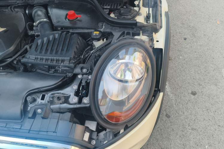 Used MINI 2016 1.5T COOPER Engine Bay Left