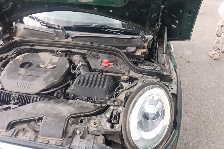 Used MINI 2016 2.0T COOPER S Five-Door Edition Engine Bay Left