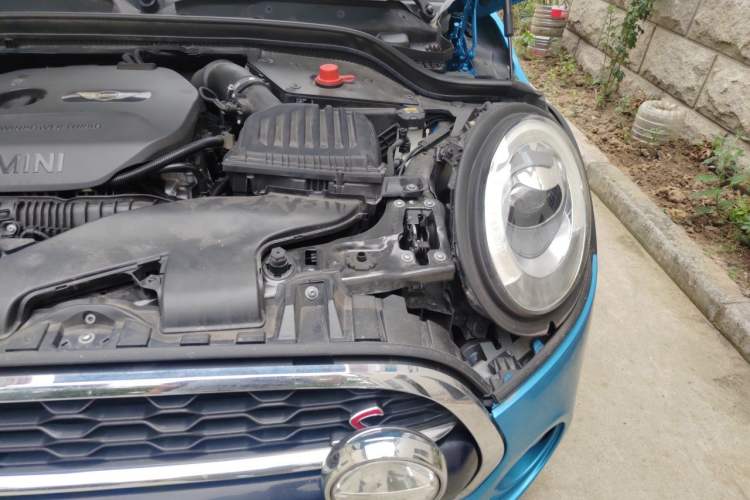 Used MINI 2016 2.0T COOPER S Engine Bay Left