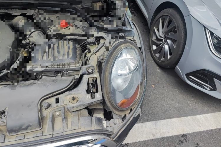 Used MINI 2016 1.5T COOPER Five-Door Edition Engine Bay Left