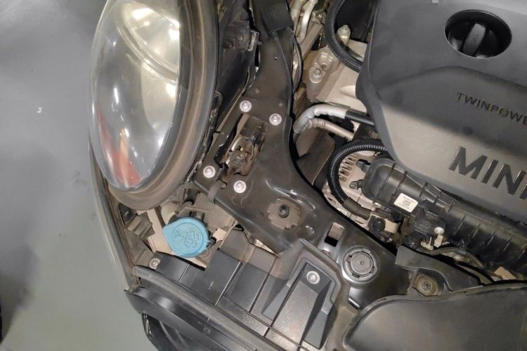 Used MINI 2016 1.5T COOPER Engine Bay Right