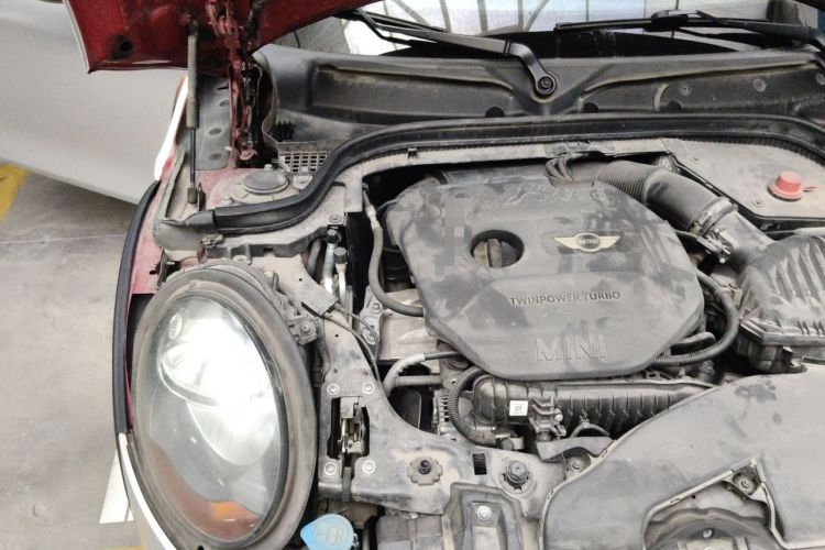 Used MINI 2016 1.5T COOPER Five-Door Edition Engine Bay Right