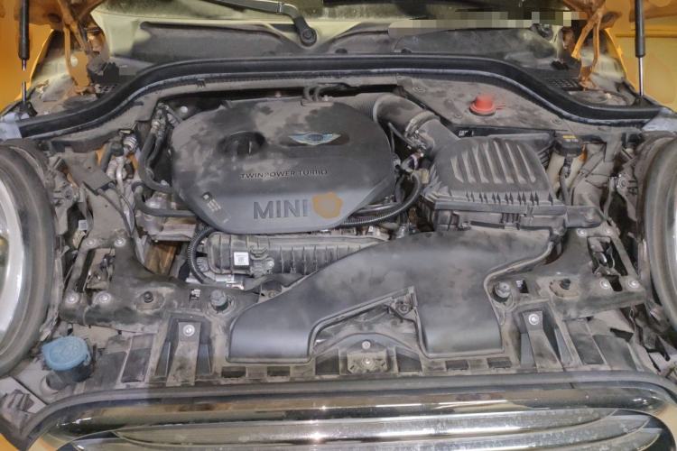 Used MINI 2016 1.5T COOPER Five-Door Edition Engine Bay