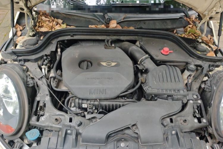 Used MINI 2016 1.5T COOPER Five-Door Edition Engine Bay