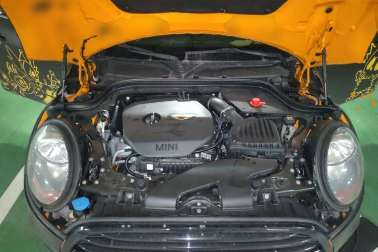Used MINI 2016 1.5T COOPER Five-Door Edition Engine Bay