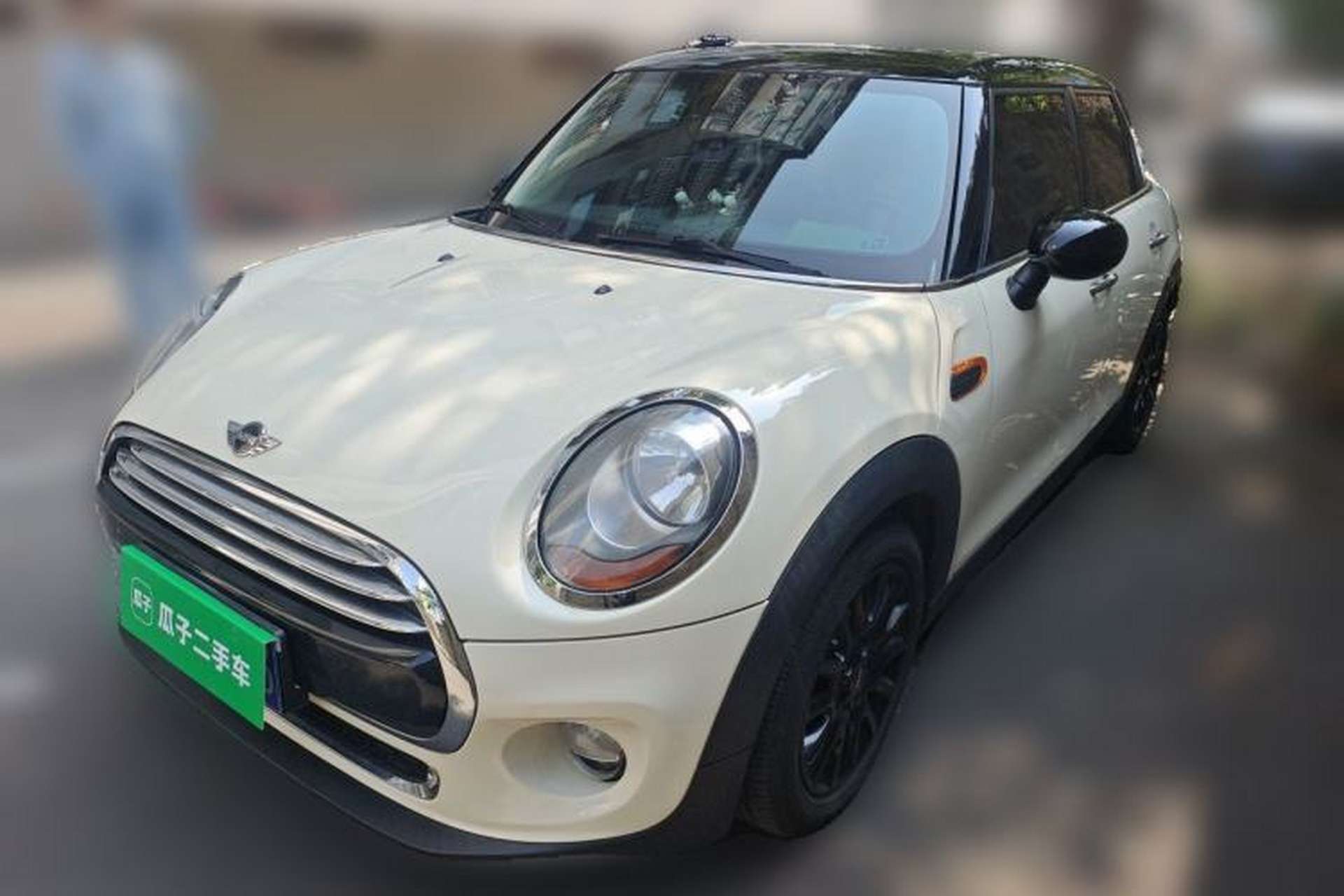 Used MINI 2016 1.5T COOPER Five-Door Edition Front Left 45 Deg