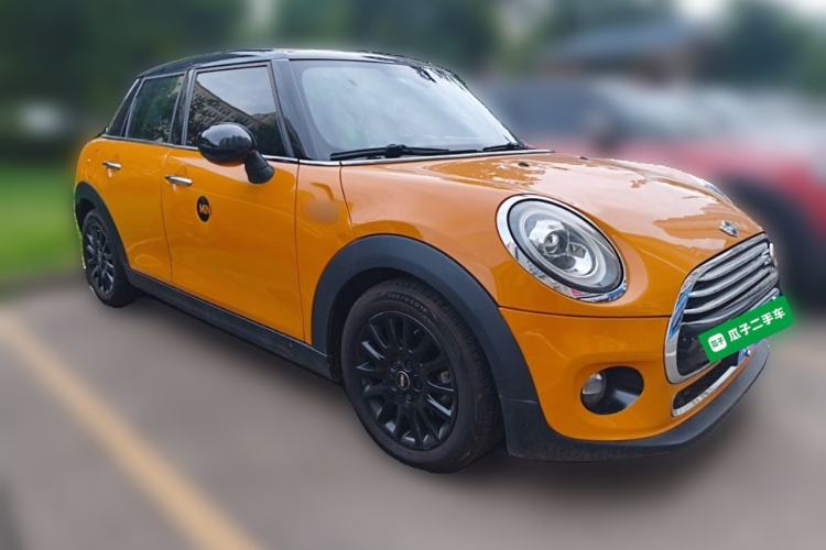 Used MINI 2016 1.5T COOPER Five-Door Edition Front Right 45 Deg