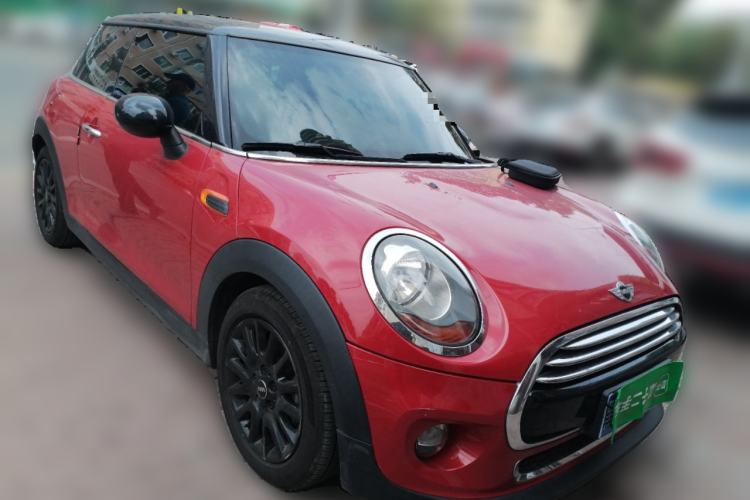 Used MINI 2016 1.5T COOPER Front Right 45 Deg