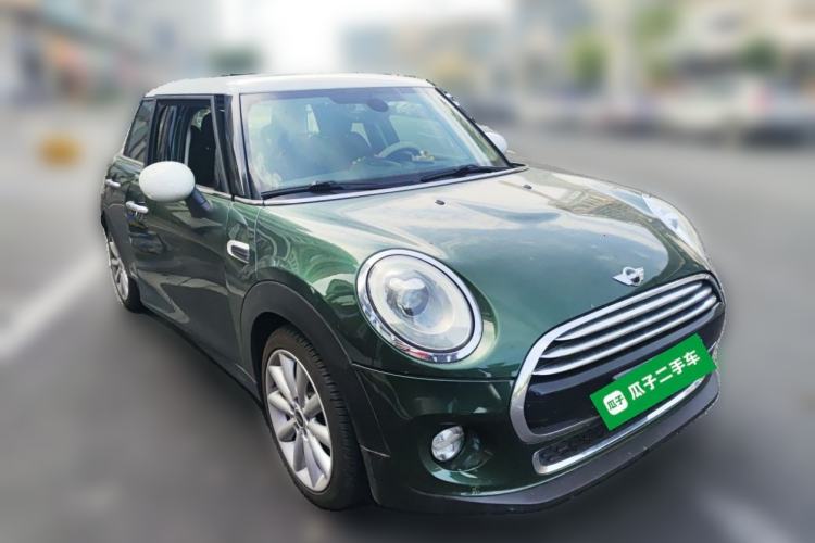 Used MINI 2016 1.5T COOPER Pioneer Edition Five-Door Model Front Right 45 Deg