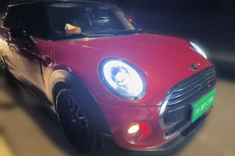 Used MINI 2016 1.5T COOPER Performance Edition Front Right 45 Deg