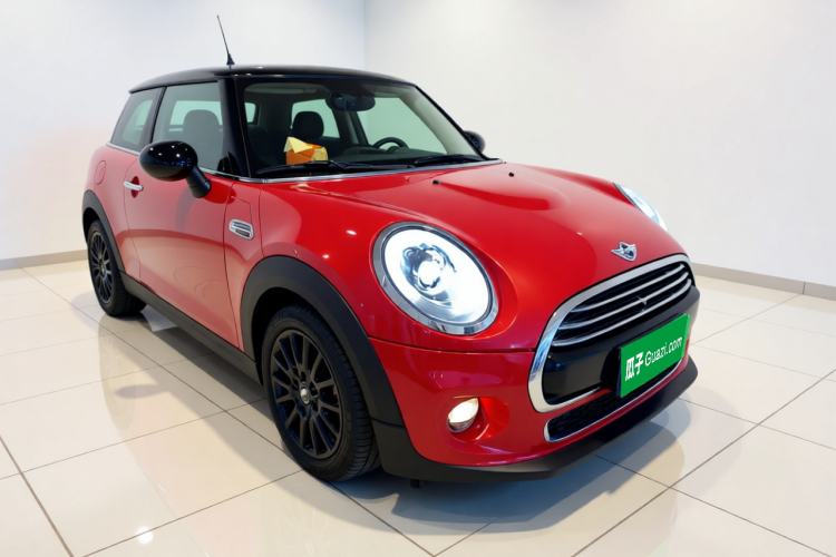 Used MINI 2016 1.5T COOPER Performance Edition Front Right 45 Deg