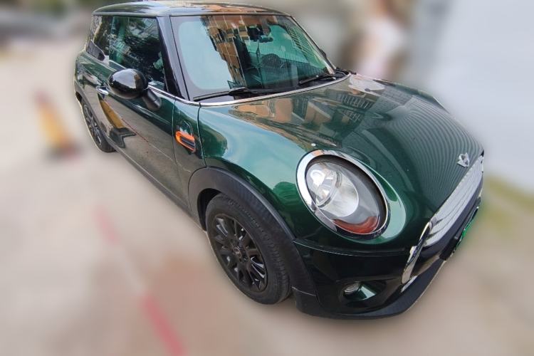 Used MINI 2016 1.5T COOPER Front Right 45 Deg