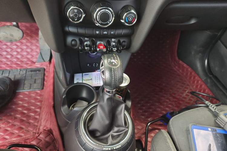 Used MINI 2016 1.5T COOPER Gear Lever