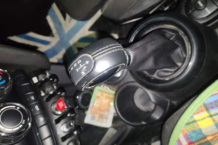 Used MINI 2016 1.5T COOPER Gear Lever