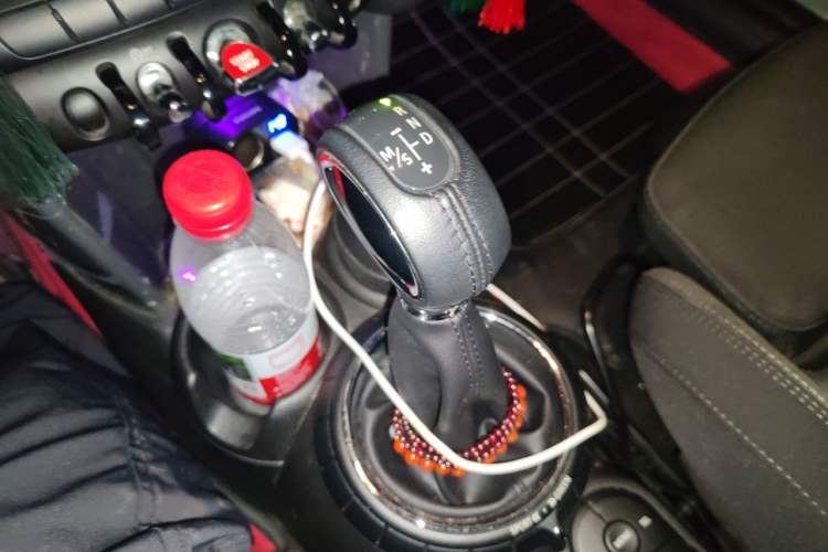 Used MINI 2016 1.5T COOPER Gear Lever