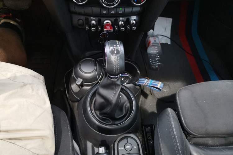 Used MINI 2016 1.5T COOPER Gear Lever