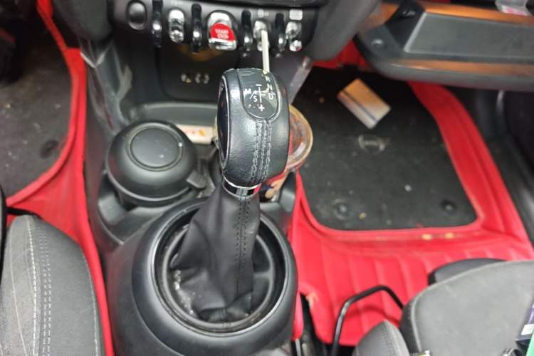 Used MINI 2016 1.5T COOPER Gear Lever