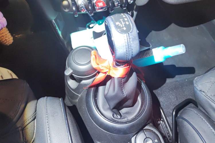 Used MINI 2016 1.5T COOPER Gear Lever