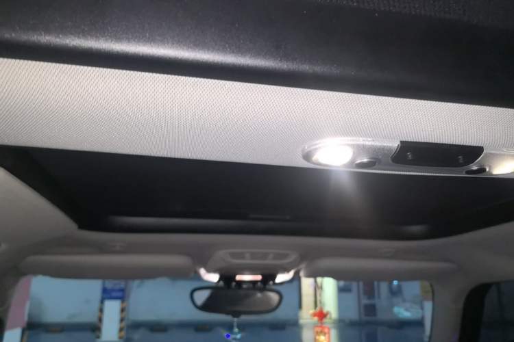 Used MINI 2016 1.5T COOPER Five-Door Edition Headliner