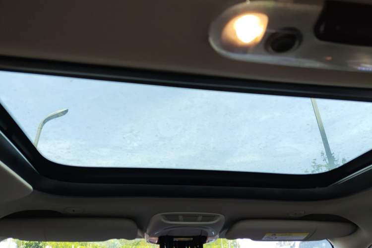Used MINI 2016 1.5T COOPER Pioneer Edition Five-Door Model Headliner