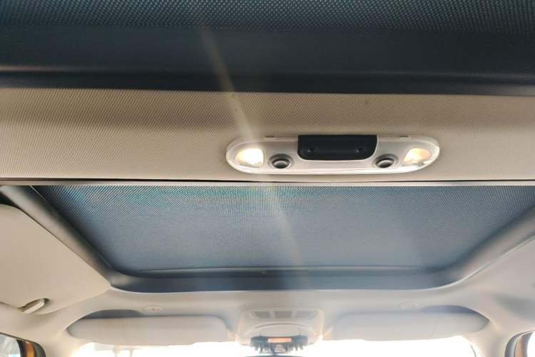 Used MINI 2016 1.5T COOPER Five-Door Edition Headliner