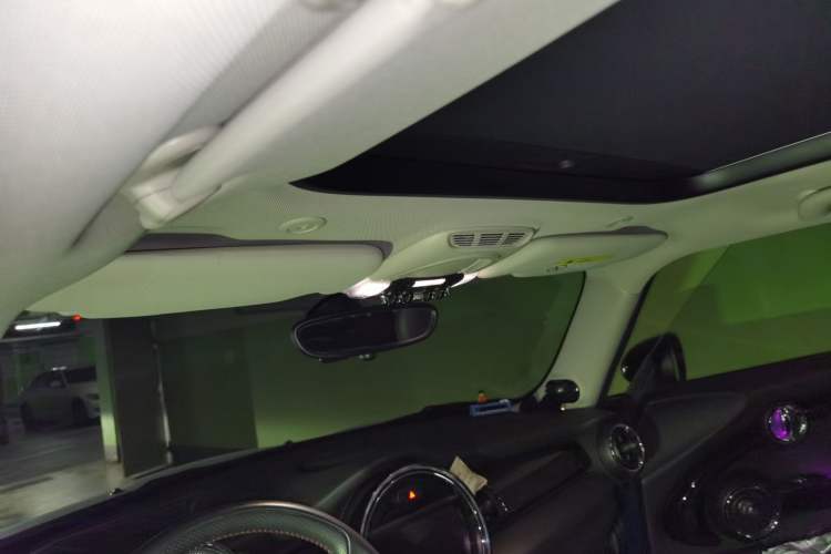Used MINI 2016 2.0T COOPER S Pioneer Edition Headliner