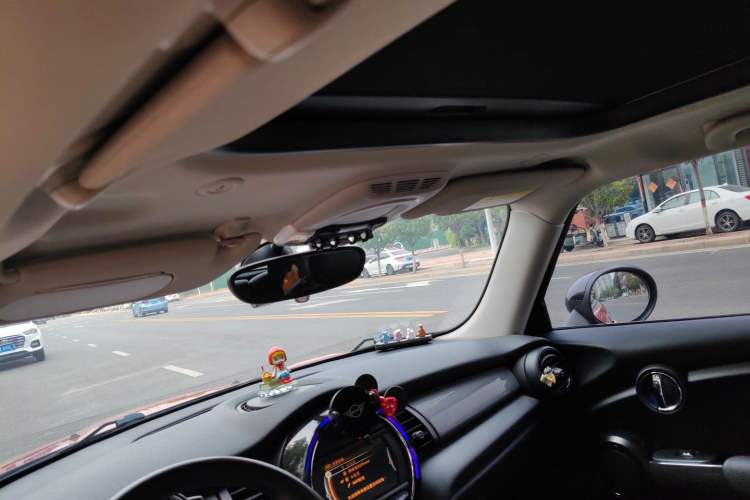 Used MINI 2016 1.5T COOPER Headliner