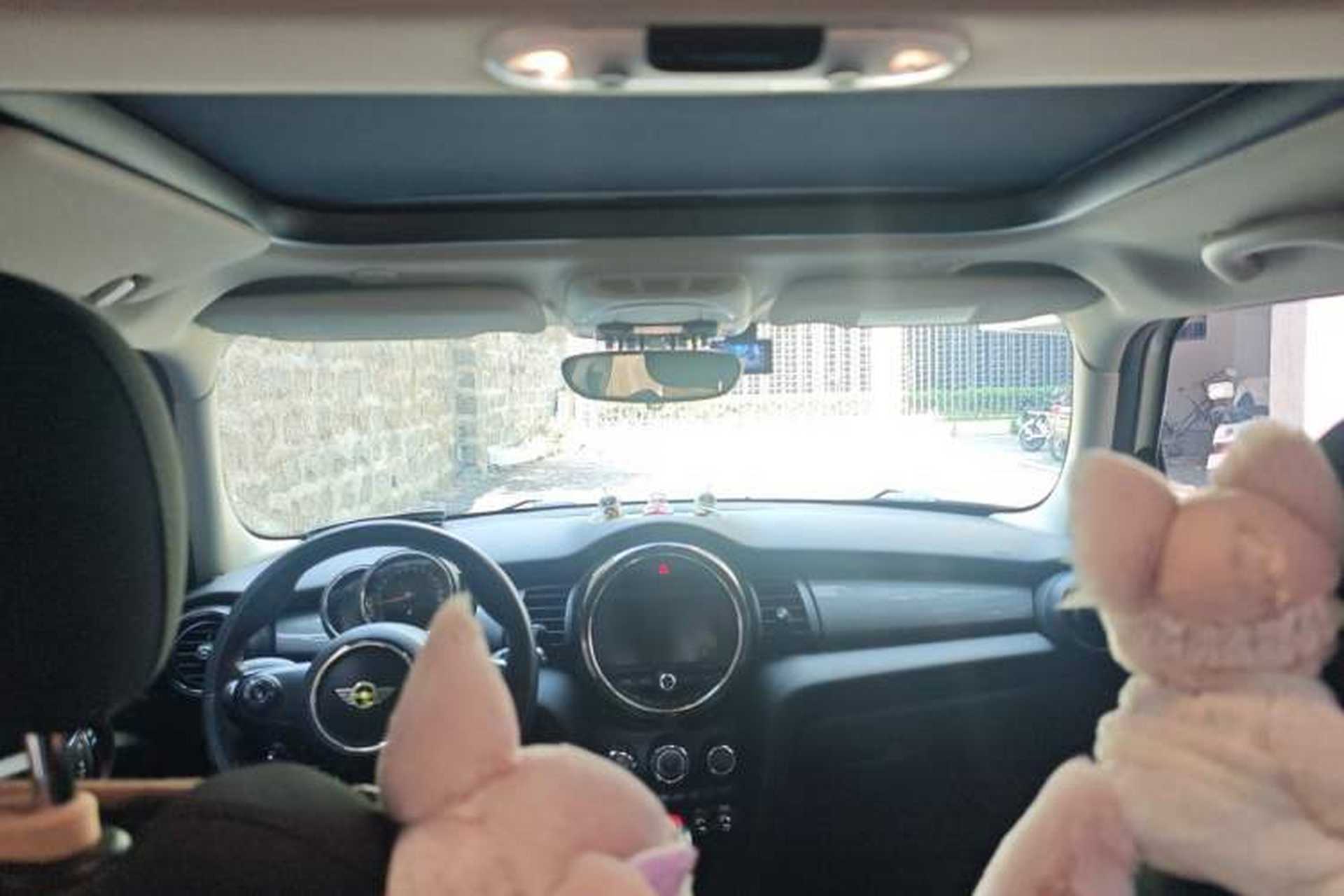 Used MINI 2016 1.5T COOPER Five-Door Edition Headliner
