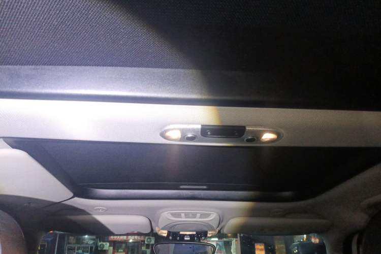 Used MINI 2016 1.5T COOPER Five-Door Edition Headliner