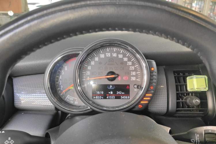 Used MINI 2016 1.5T COOPER Instrument Cluster