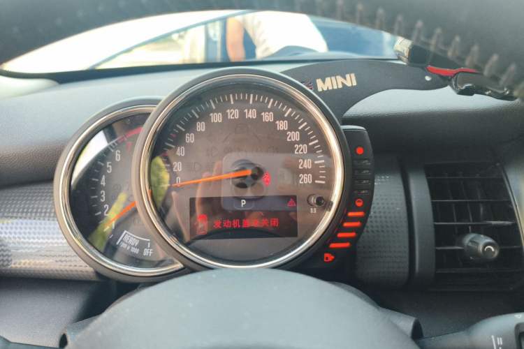 Used MINI 2016 1.5T COOPER Instrument Cluster
