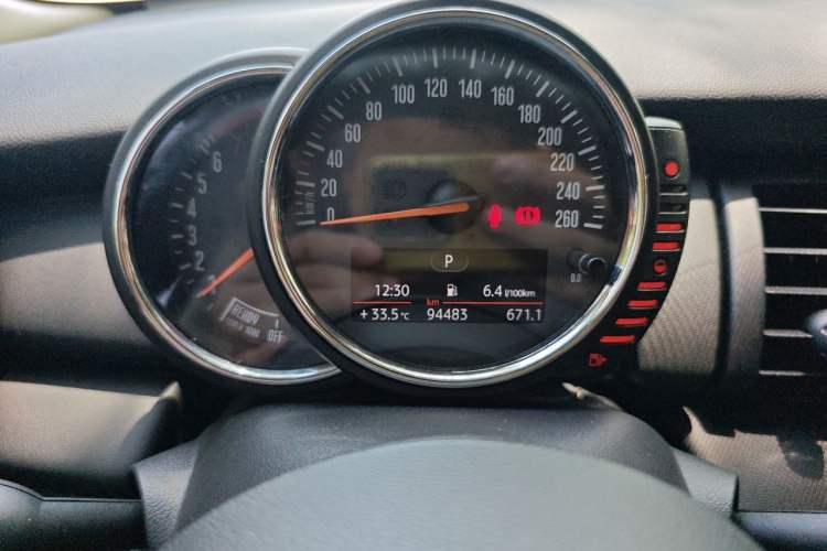 Used MINI 2016 1.2T ONE Pioneer Edition Instrument Cluster