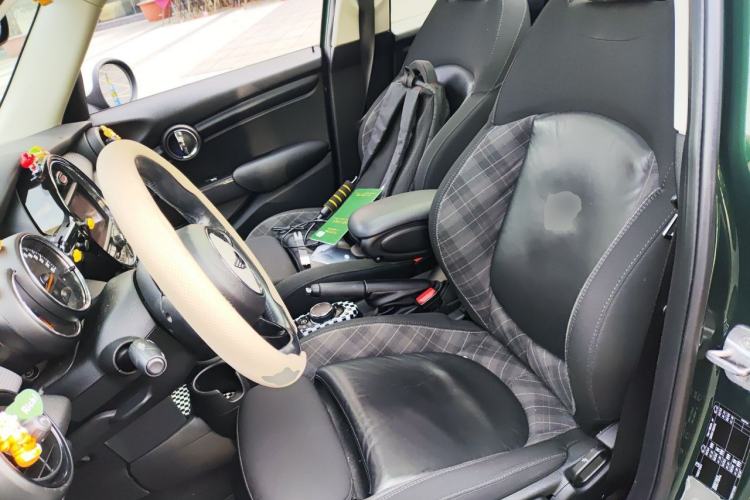 Used MINI 2016 1.5T COOPER Pioneer Edition Five-Door Model Left Front Seat