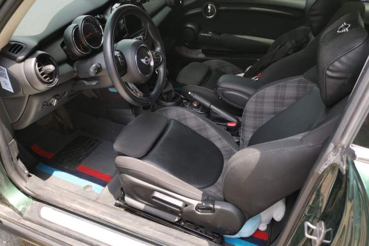 Used MINI 2016 1.5T COOPER Left Front Seat