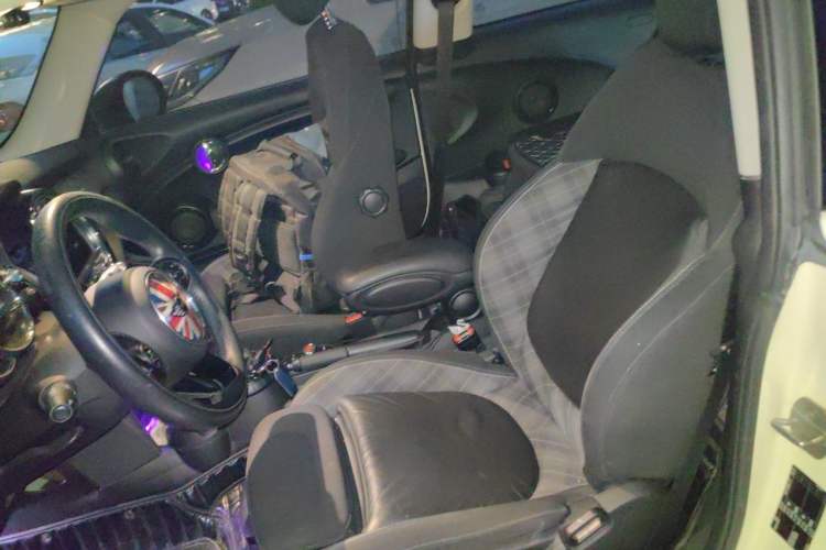 Used MINI 2016 1.5T COOPER Left Front Seat