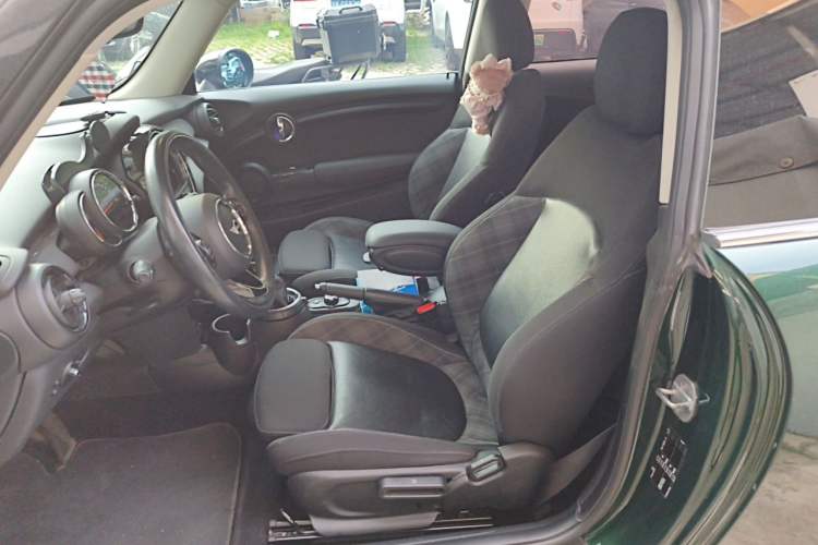Used MINI 2016 1.5T COOPER Left Front Seat