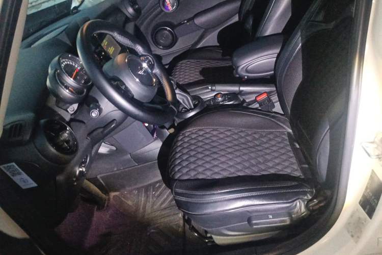 Used MINI 2016 1.5T COOPER Five-Door Edition Left Front Seat
