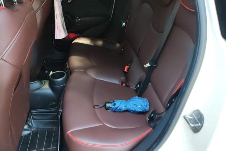 Used MINI 2016 1.5T COOPER Five-Door Edition Left Rear Seat