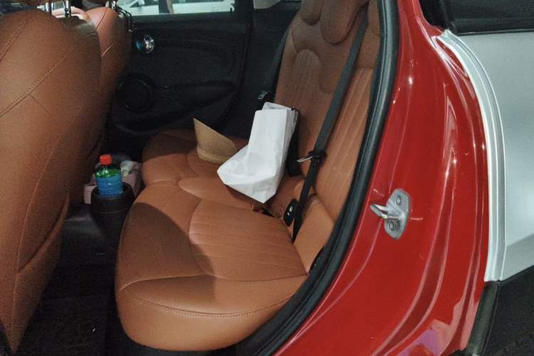 Used MINI 2016 1.5T COOPER Five-Door Edition Left Rear Seat