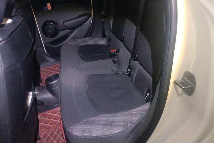 Used MINI 2016 1.5T COOPER Five-Door Edition Left Rear Seat