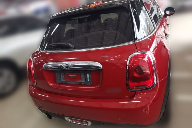 Used MINI 2016 1.5T COOPER Five-Door Edition Rear