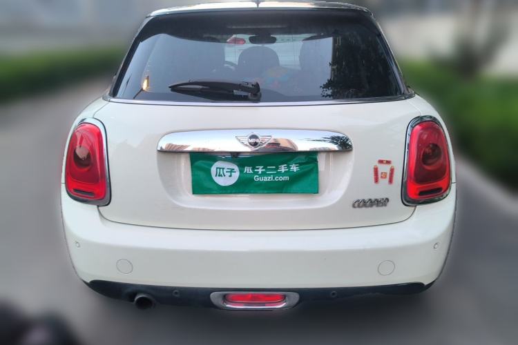 Used MINI 2016 1.5T COOPER Five-Door Edition Rear