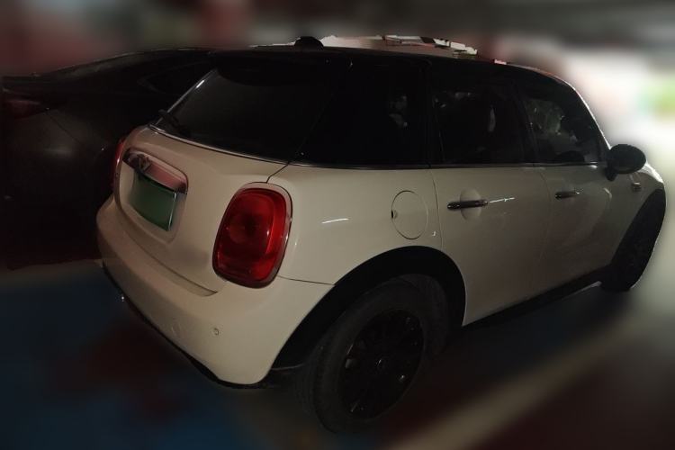Used MINI 2016 1.5T COOPER Five-Door Edition Rear Right 45 Deg